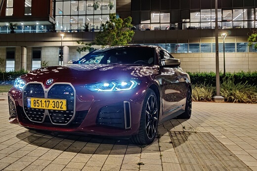 במוו i4 M50
